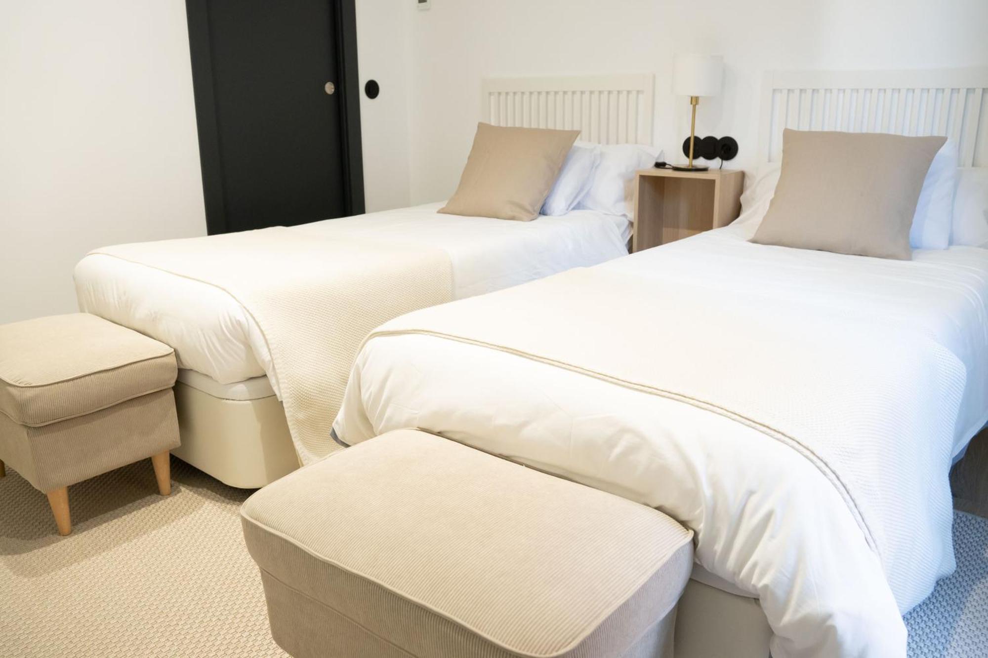 Apartamentos Mlc Ciudad De Linares Linares  Dış mekan fotoğraf