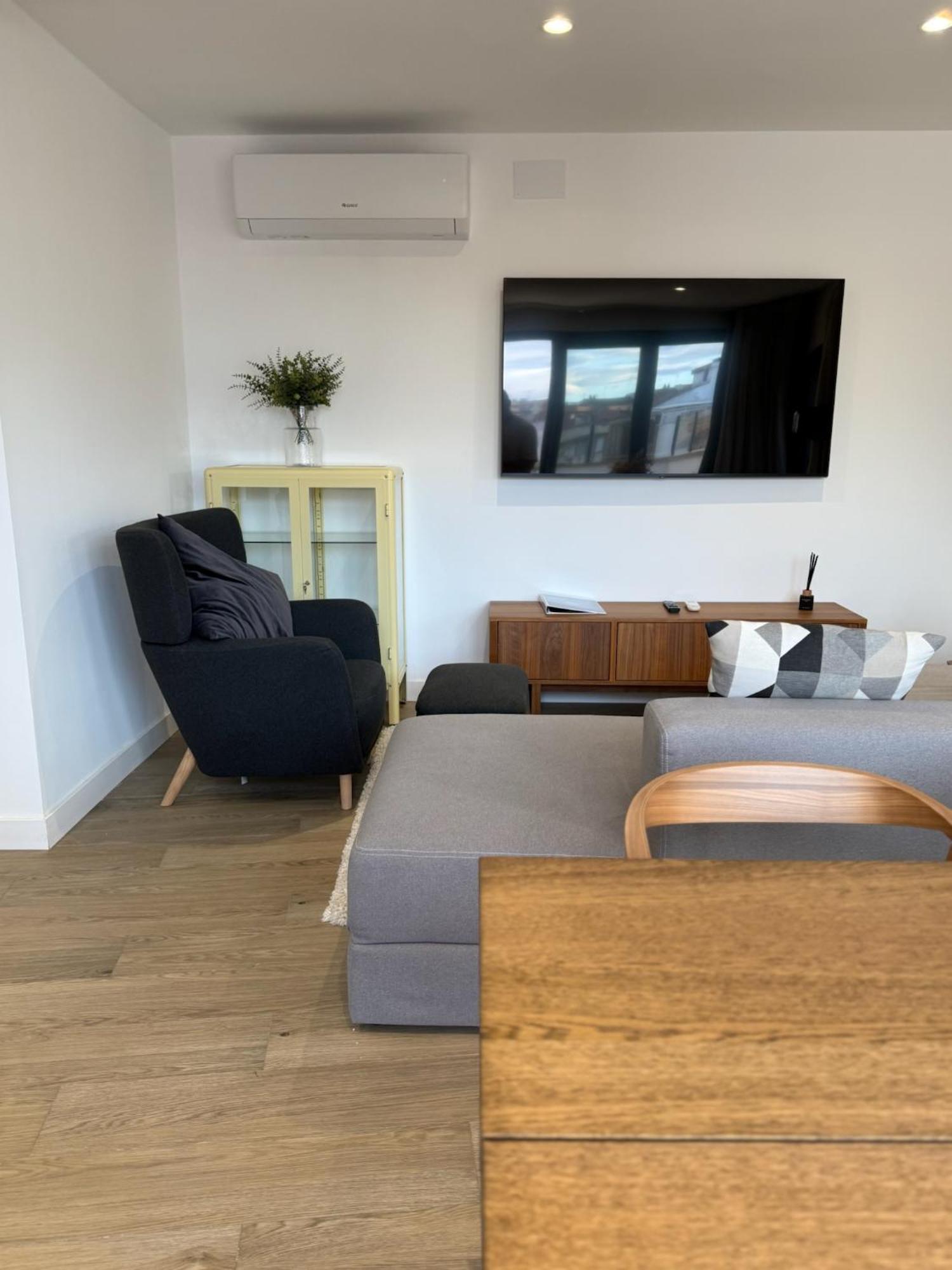 Apartamentos Mlc Ciudad De Linares Linares  Dış mekan fotoğraf