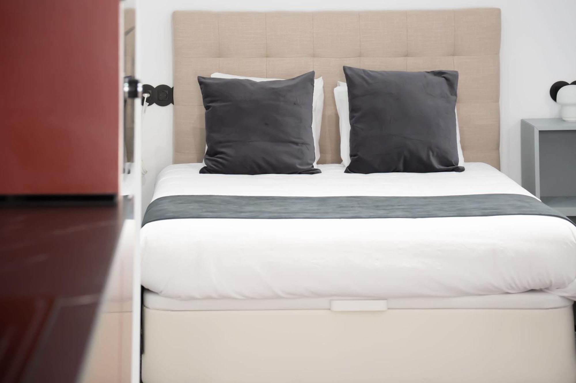 Apartamentos Mlc Ciudad De Linares Linares  Dış mekan fotoğraf